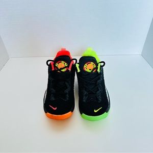 Nike Lebron “King James” 18 Limited Edition CW2760-009 kids size 12